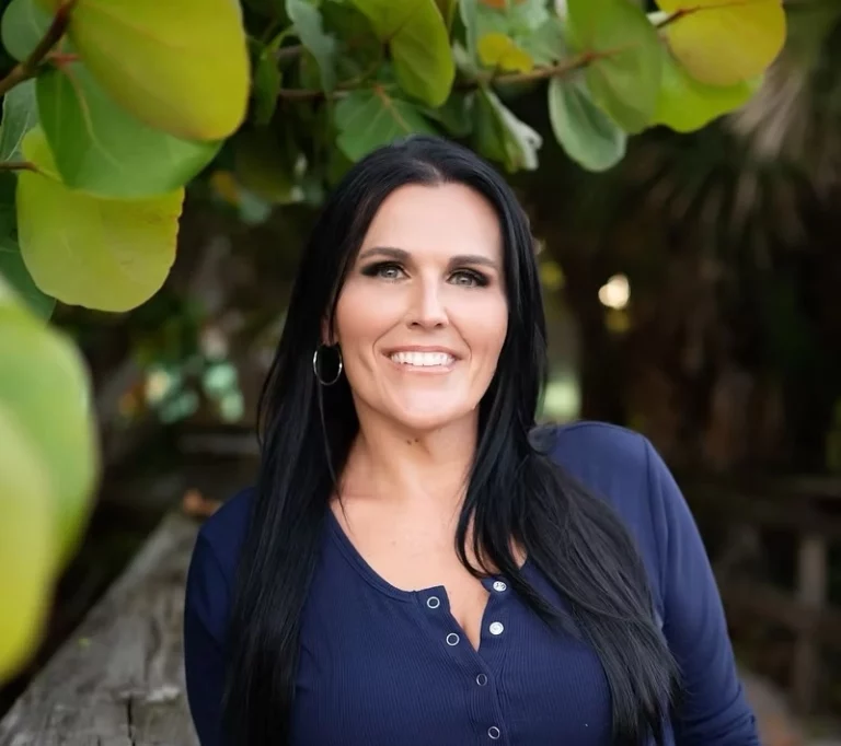 Lauren Timney (LMHC), Discovery Counseling Services LLC, Interview with meddkit